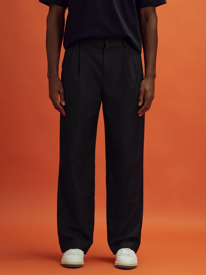 McLaren F1 Relaxed Twill Trousers in Black (383289) | US$126