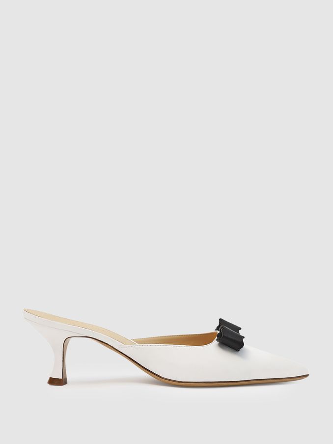 Camilla Elphick Open-Back Kitten Heels in White/Black (439841) | AED785