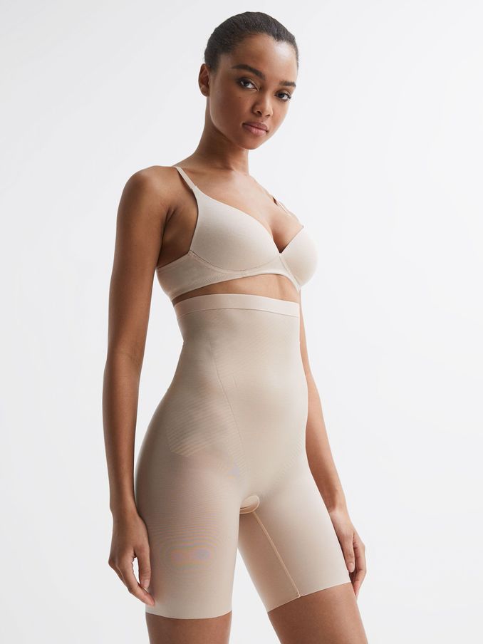 Spanx Shapewear Firming High-Waisted Mid-Thigh Shorts in Champagne (449737) | €95