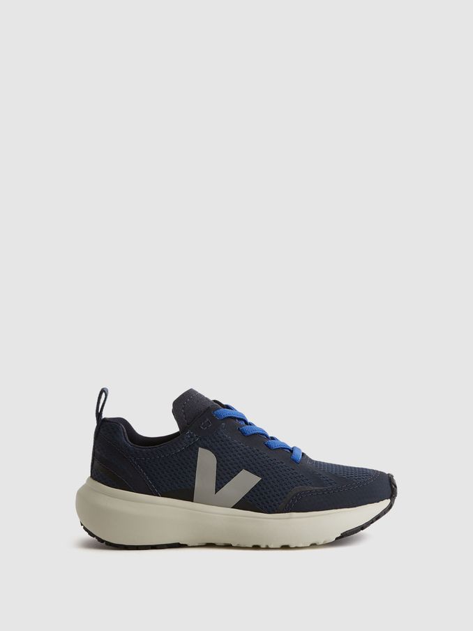 Veja Mesh Trainers in Nautico Oxford Grey (515573) | €68