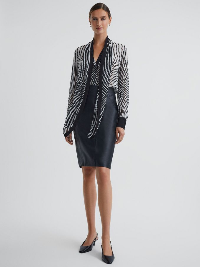 Check Tie Neck Blouse in Black/White (534440) | €72