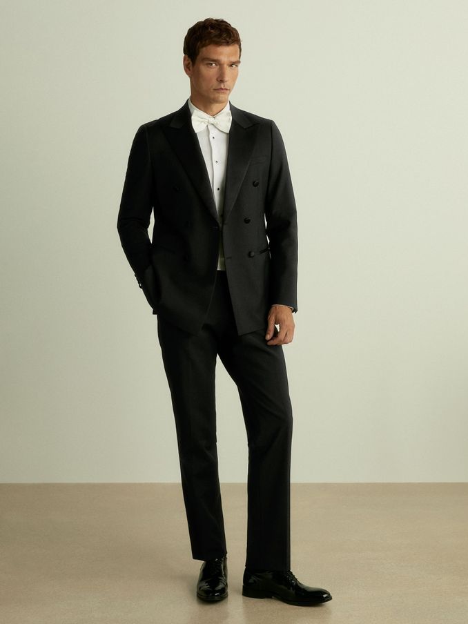 Double Breasted Tuxedo Slim Fit Jacket in Black (543672) | €470