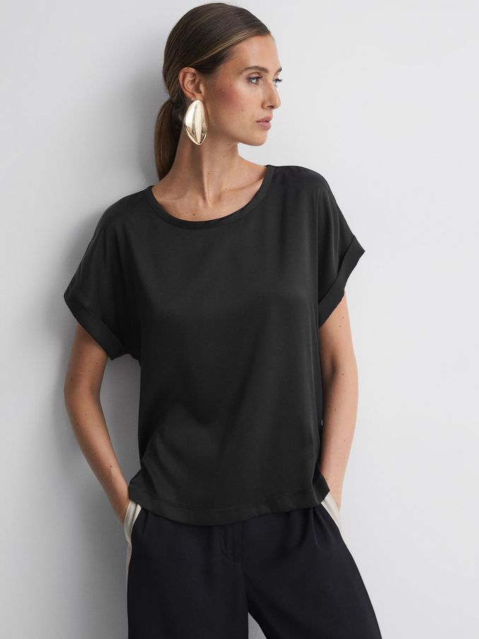 Silk Front Crew Neck T-Shirt in Black (592469) | kr609
