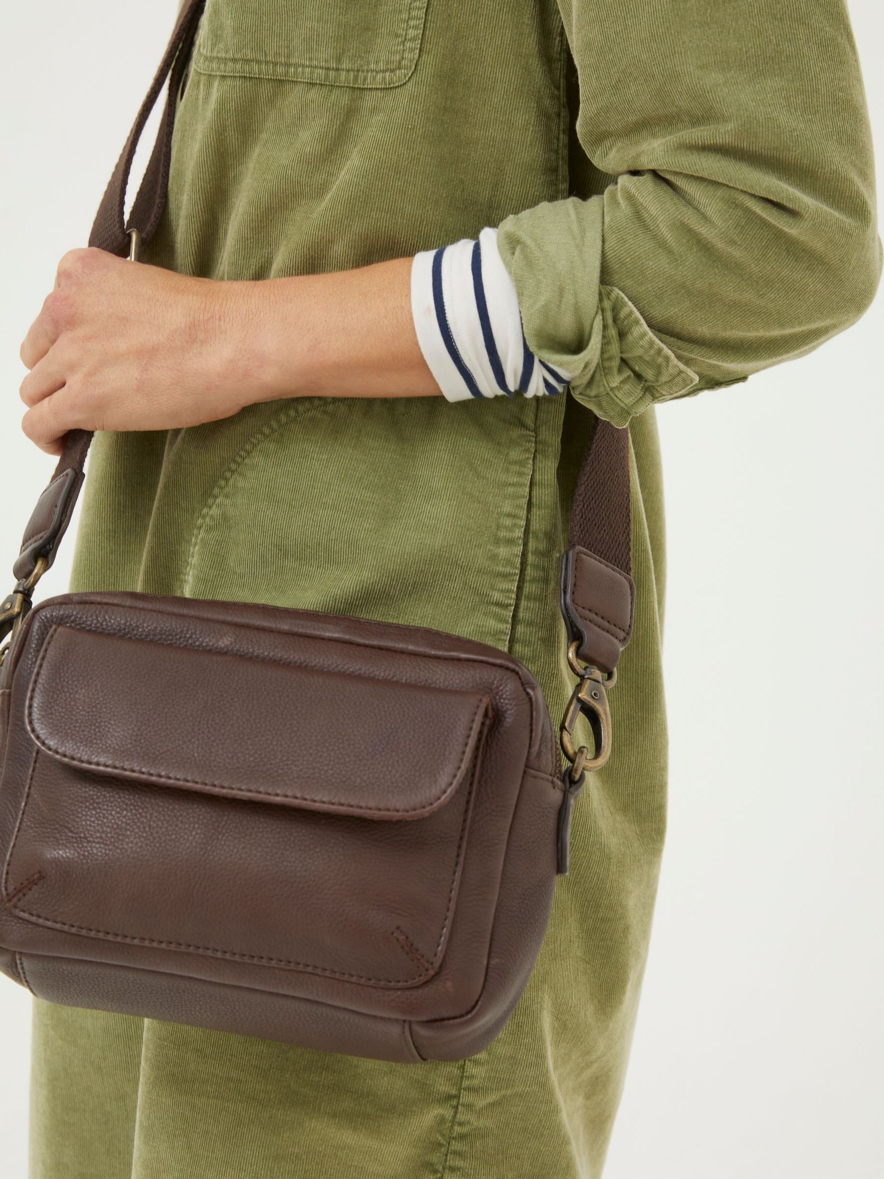 The Oslo Brown Camera Bag (614969) | €52