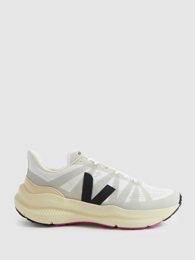 Veja Mesh Running Trainers in White/Black (642010) | US$162