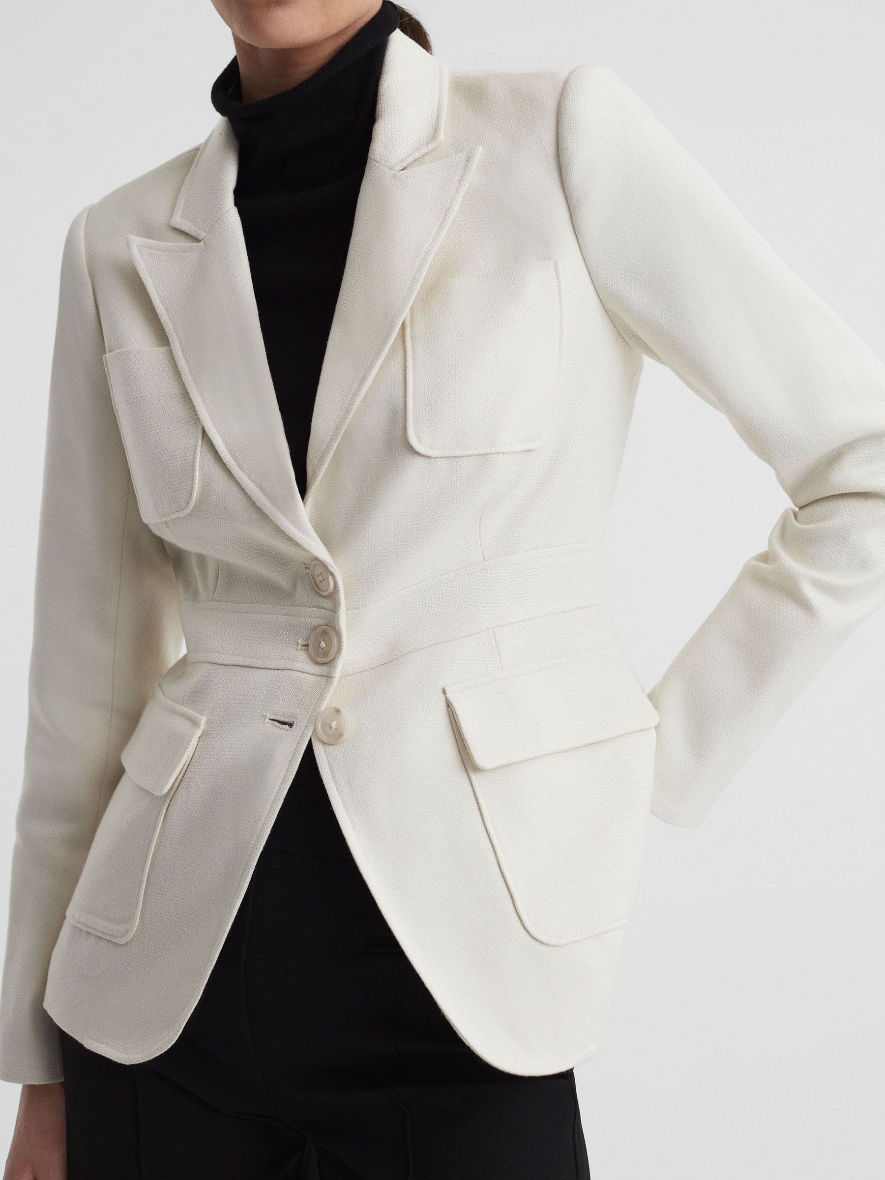 Paige Single Breasted Blazer in Ivory (695079) | € 252