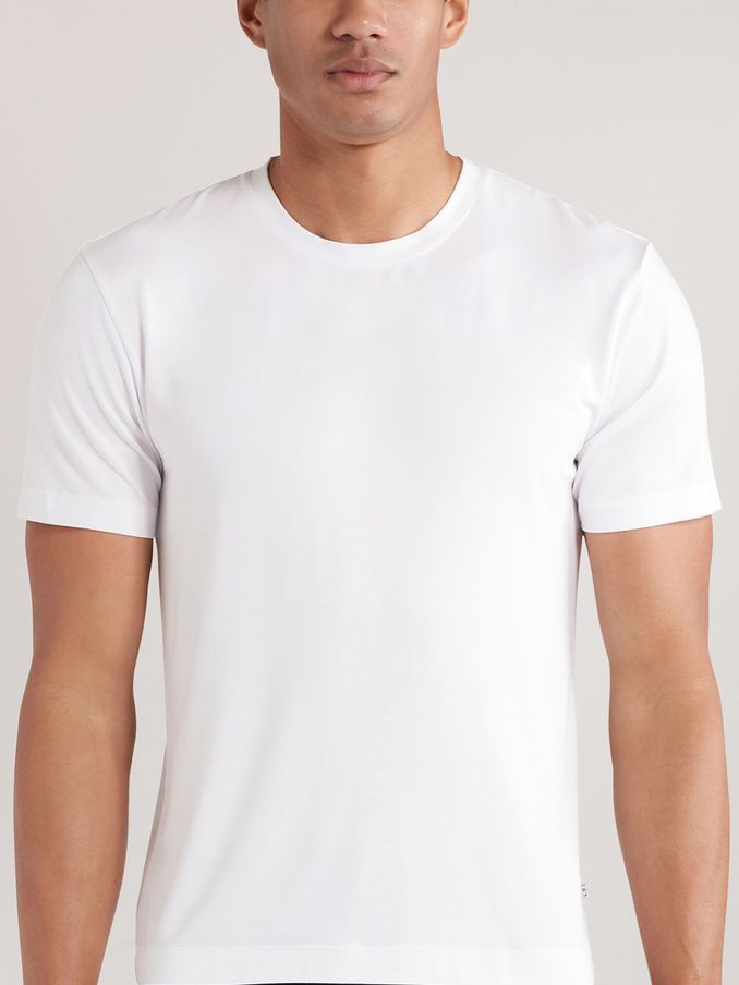 CHÉ Studios Crew Neck T-Shirt with TENCEL™ Fibers in White (846510) | US$70