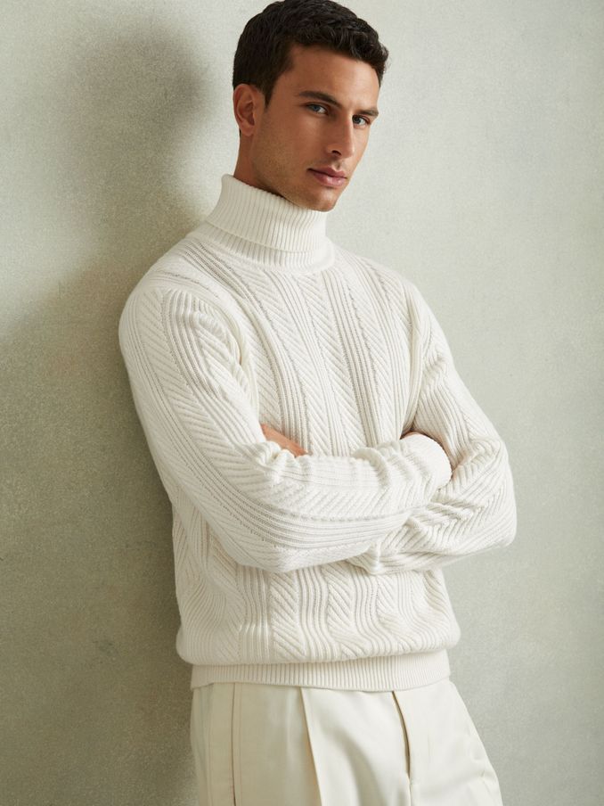 Cabled Roll-Neck Jumper with Cotton and Wool in White (AA2031) | HK$752