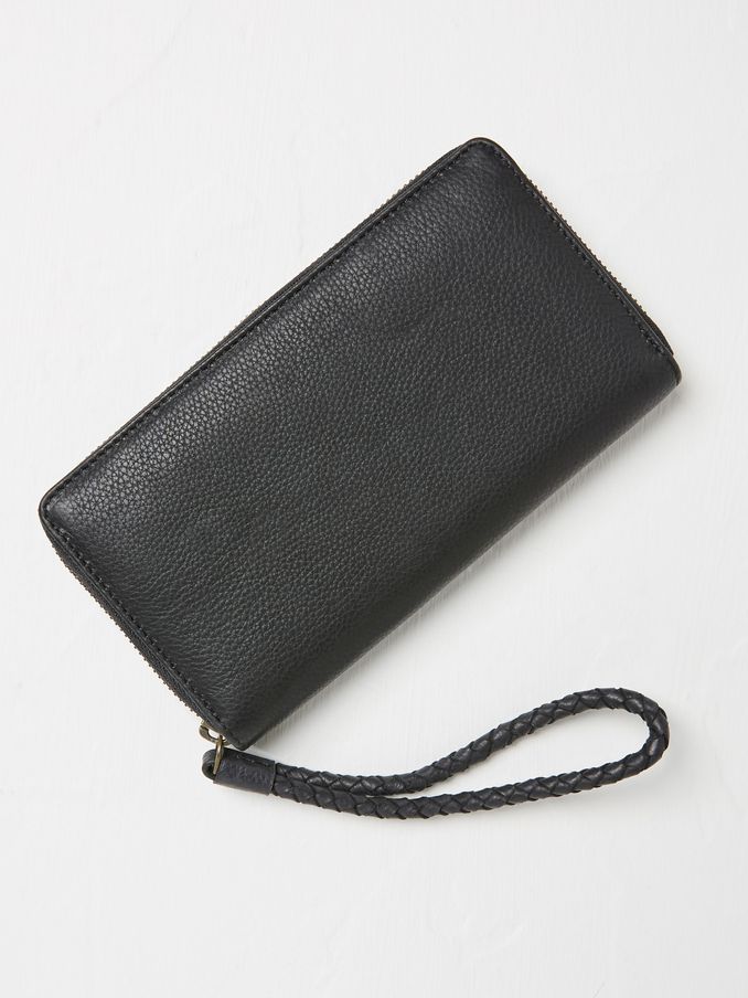 Annie Black Zipped Purse (AA2339) | €51