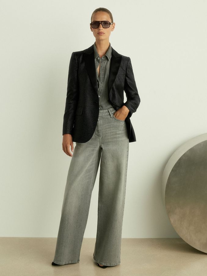 Single-Breasted Lamé-Stripe Tuxedo Jacket in Black (AA3650) | €114