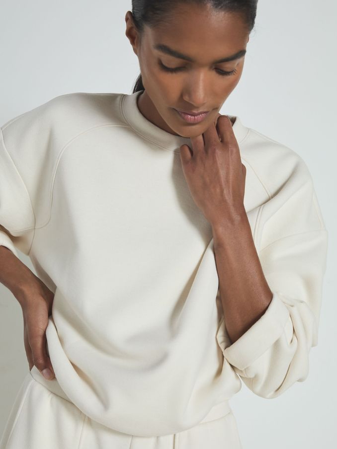 Soft-Touch Sweatshirt With Wool in Ivory (AA4577) | €39