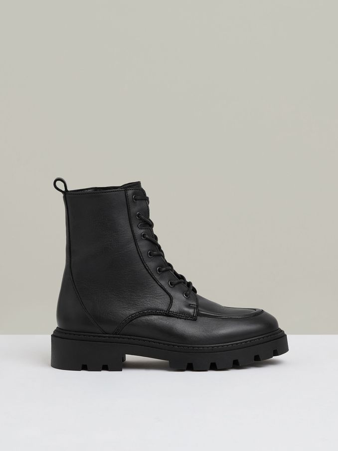Leather Lace-Up Boots in Black (AA4580) | US$249