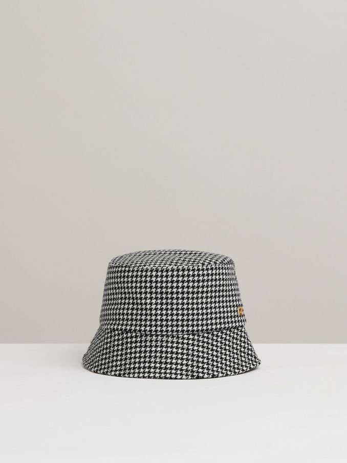 Wool Dogtooth Bucket Hat in Black/White (AA4589) | US$32