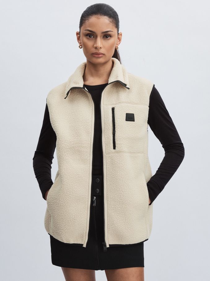Rains Fleece Zip-Through Gilet in Beige (AA5003) | €111