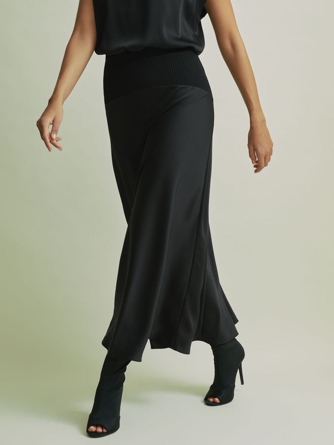 Florere Hybrid Satin Midi Black Skirt in Black (AB2026) | €57