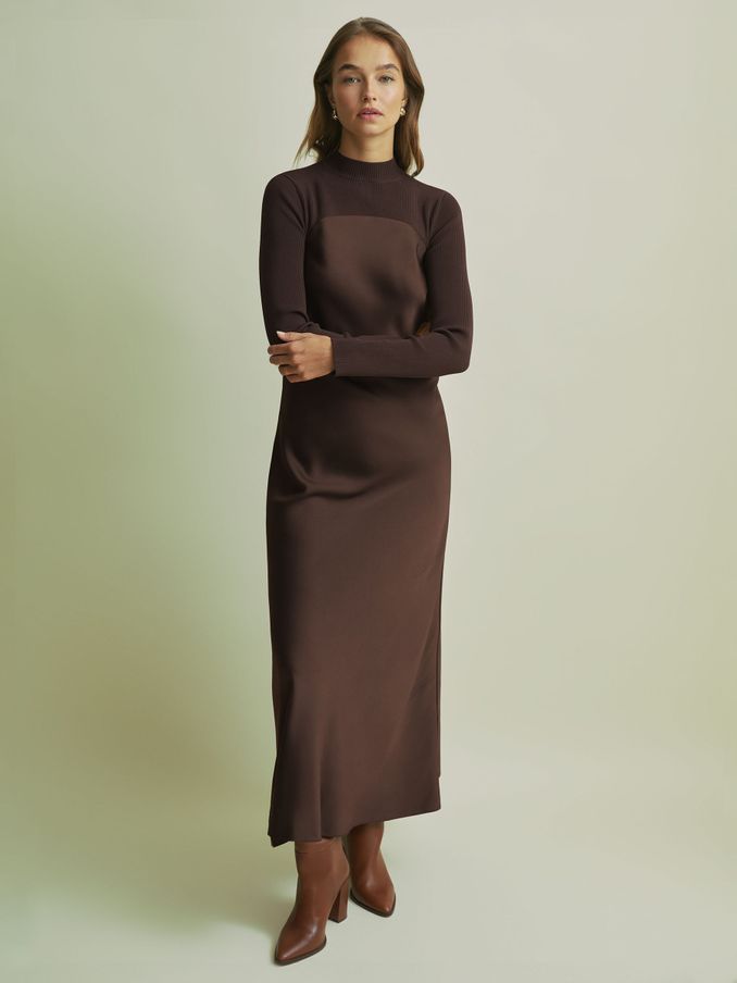 Florere Hybrid Knit Midi Chocolate Dress in Chocolate (AB2046) | €142