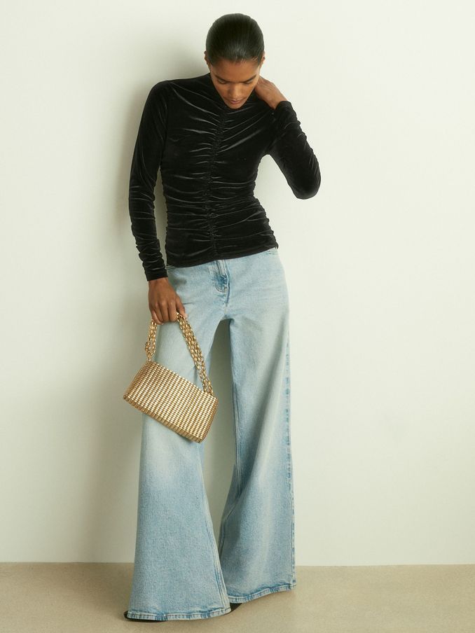 Velvet Ruched Long-Sleeve Top in Black (AB2335) | €36