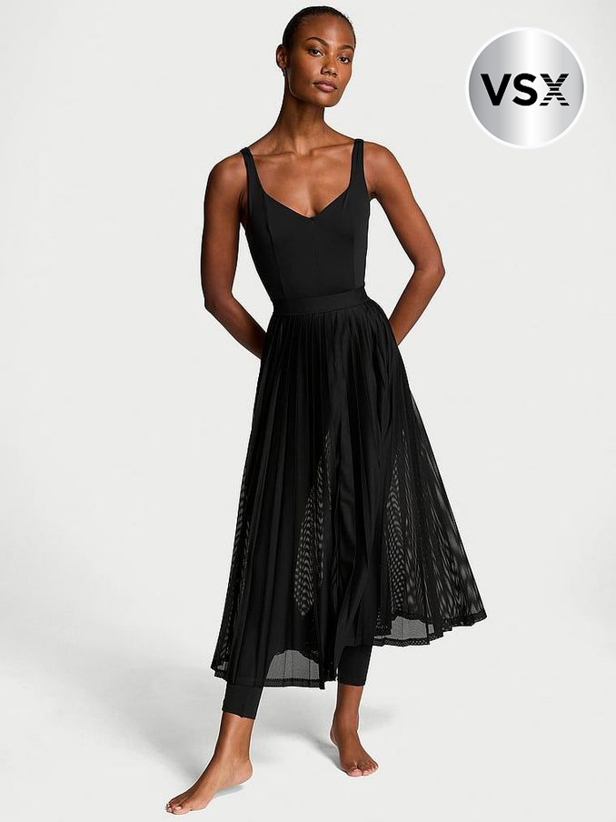Black Elevate™ Mesh Ballet Skirt (AB2799) | €110