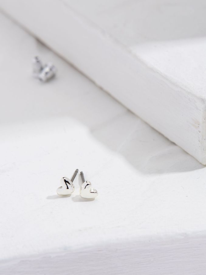 Silver Tone Heart Stud Earrings (AD6857) | €13.50