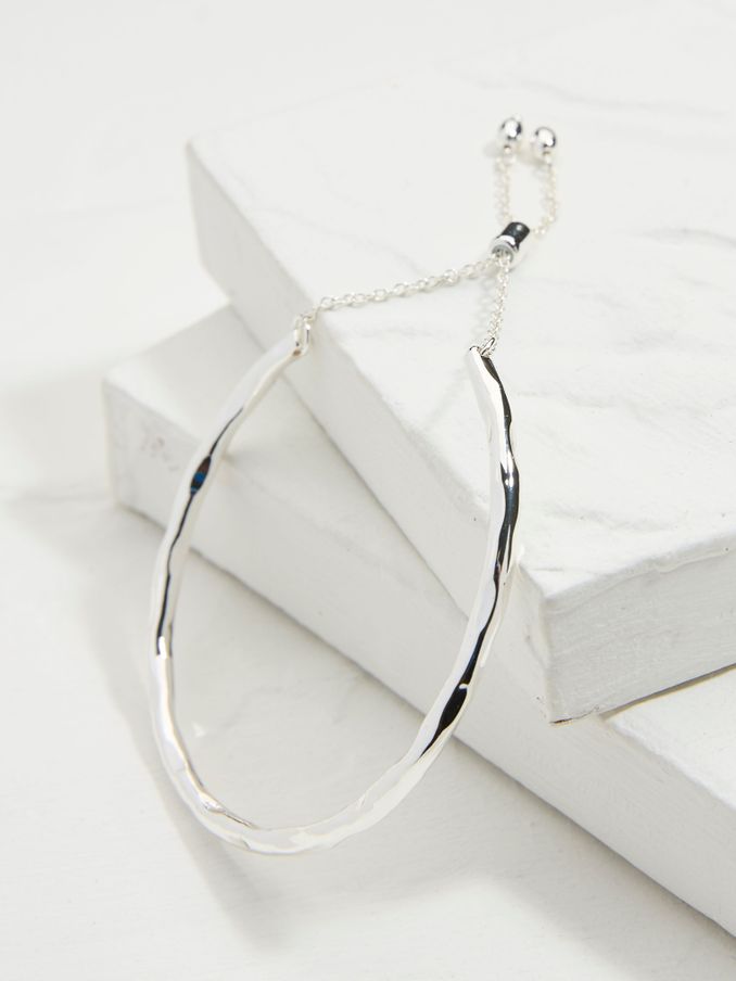 Silver Tone Adjustable Hammered Bangle (AD7340) | €19