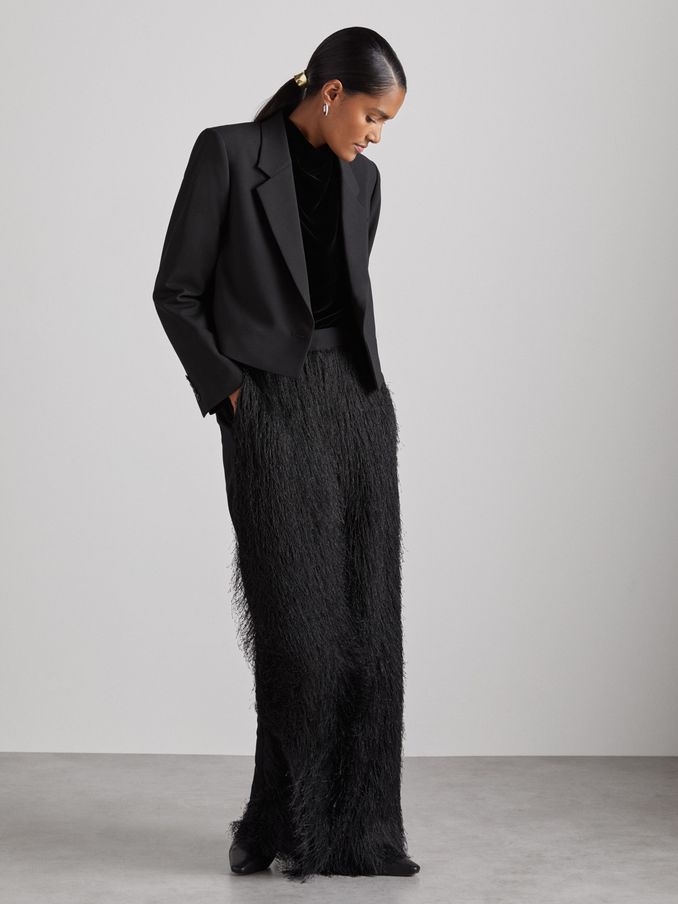 Atelier Cropped Blazer in Black (AK0909) | US$191