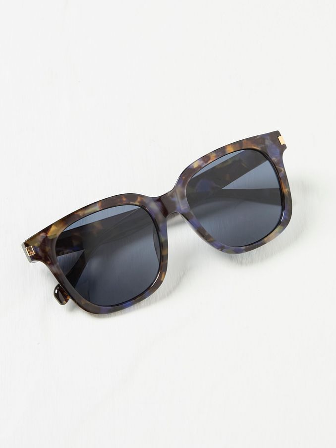 Blue Pia Sunglasses (AK8587) | €33