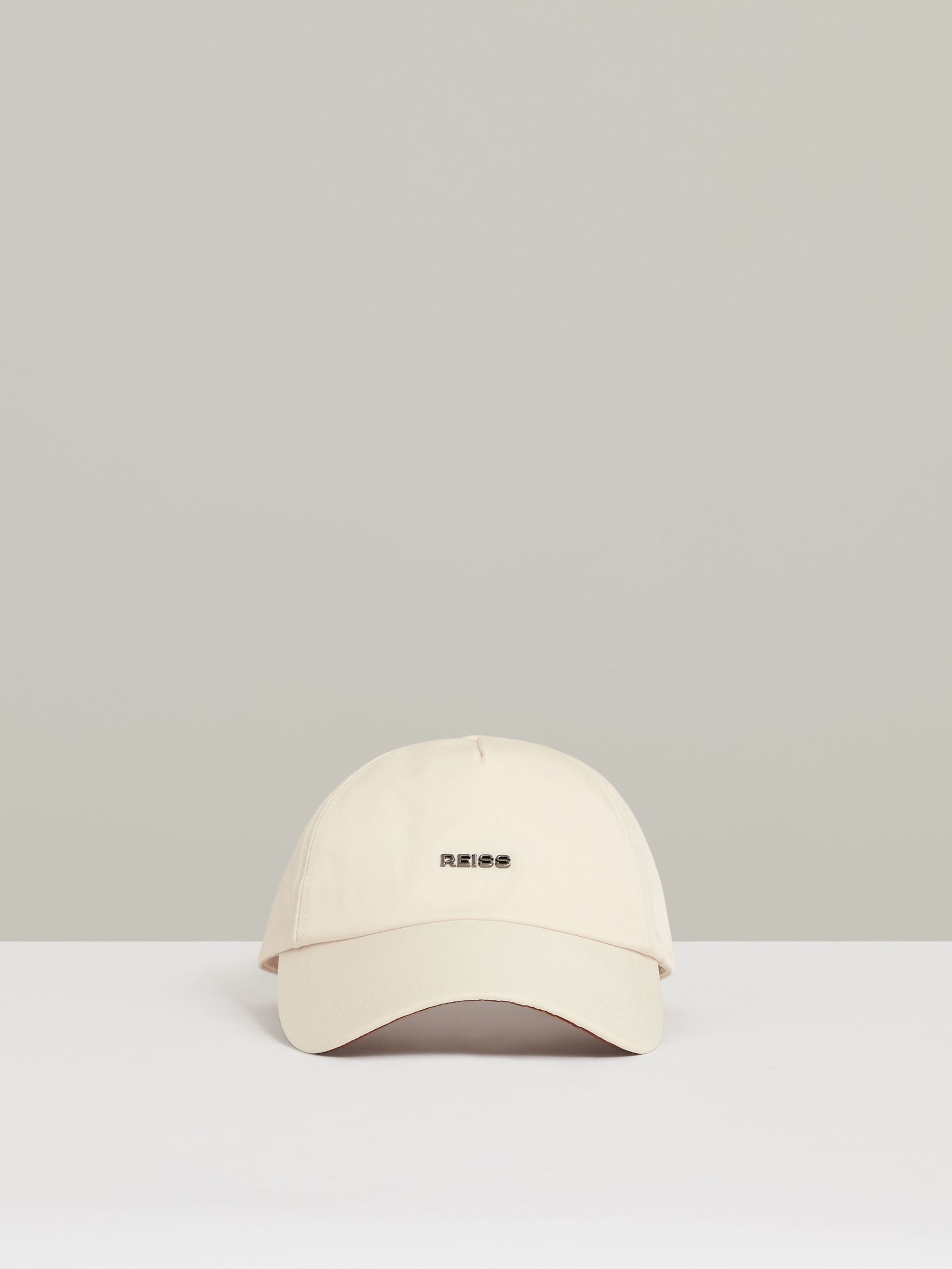 Logo Lettering Baseball Cap in Ecru (AM3310) | €85