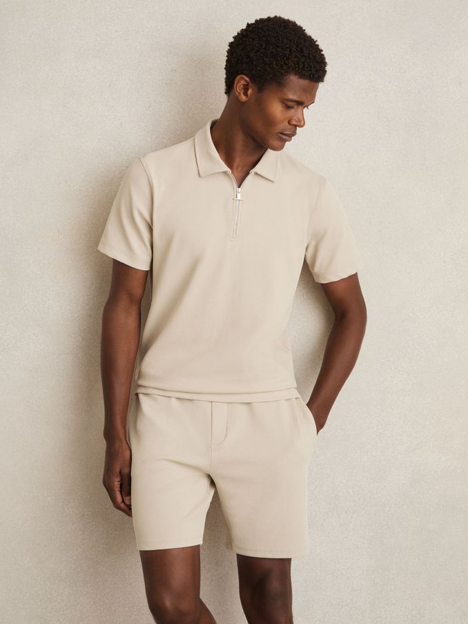Textured Zip-Neck Polo Shirt in Stone (AM5311) | €95
