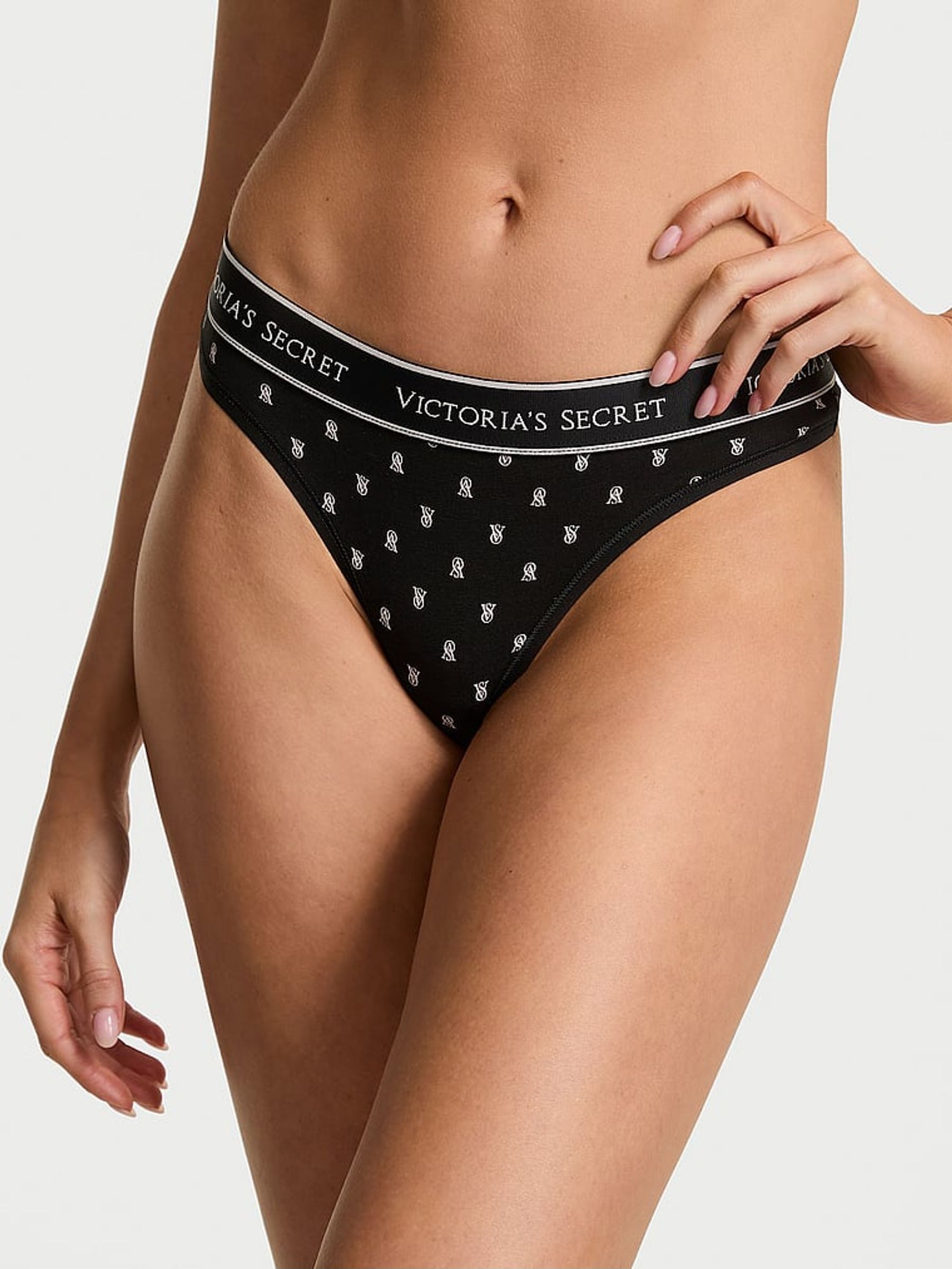 Black Logo Thong Knickers (AM6502) | €10.50