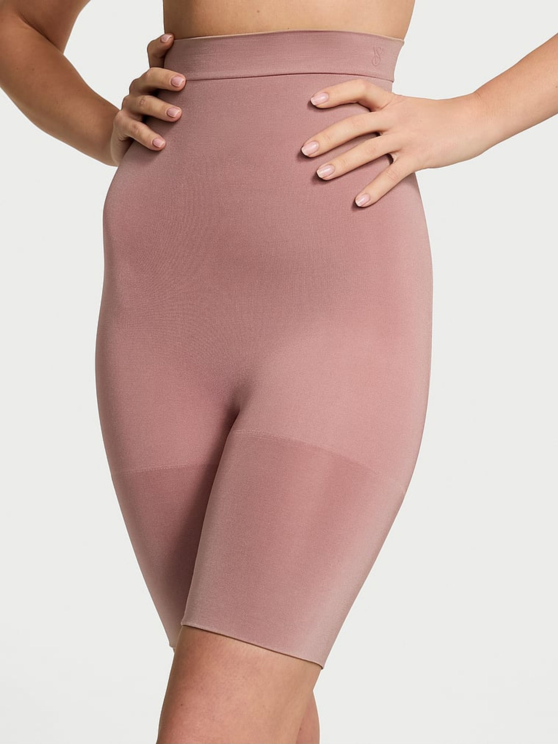 Nostalgia Rose Pink Short Seamless Shaping™ Knickers (AM7889) | €40