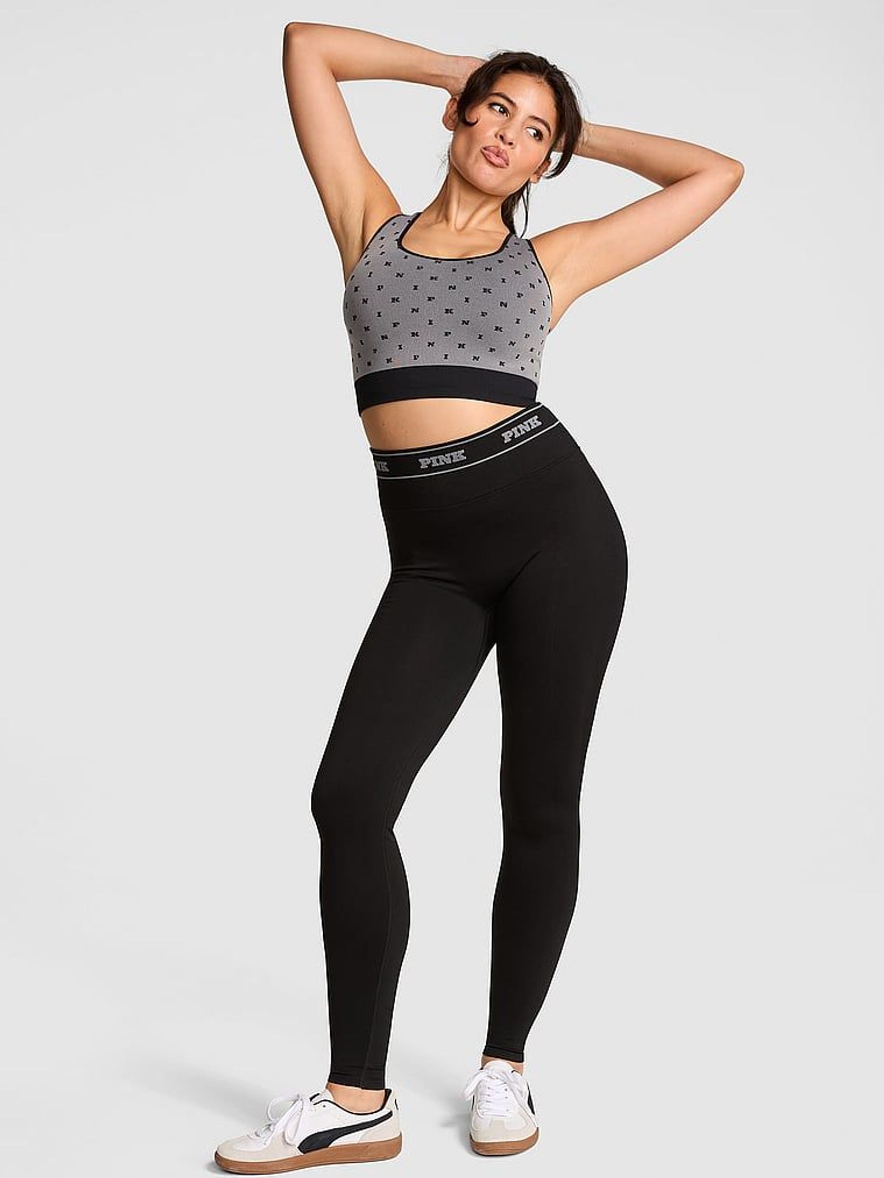 Back Regular Seamless Logo Leggings (AN3554) | €40