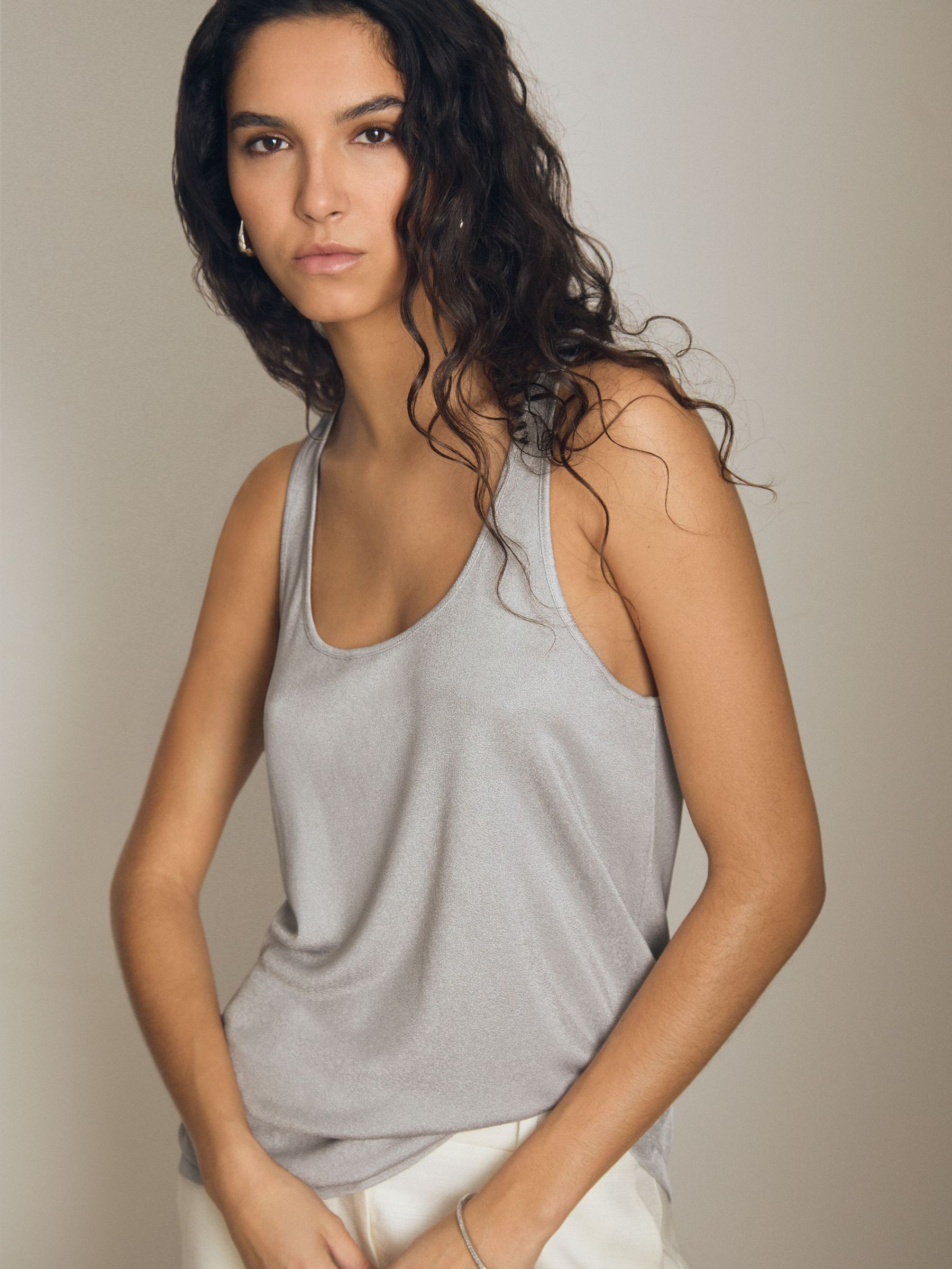 Atelier Scoop-Neck Vest in Silver (AN6317) | €195