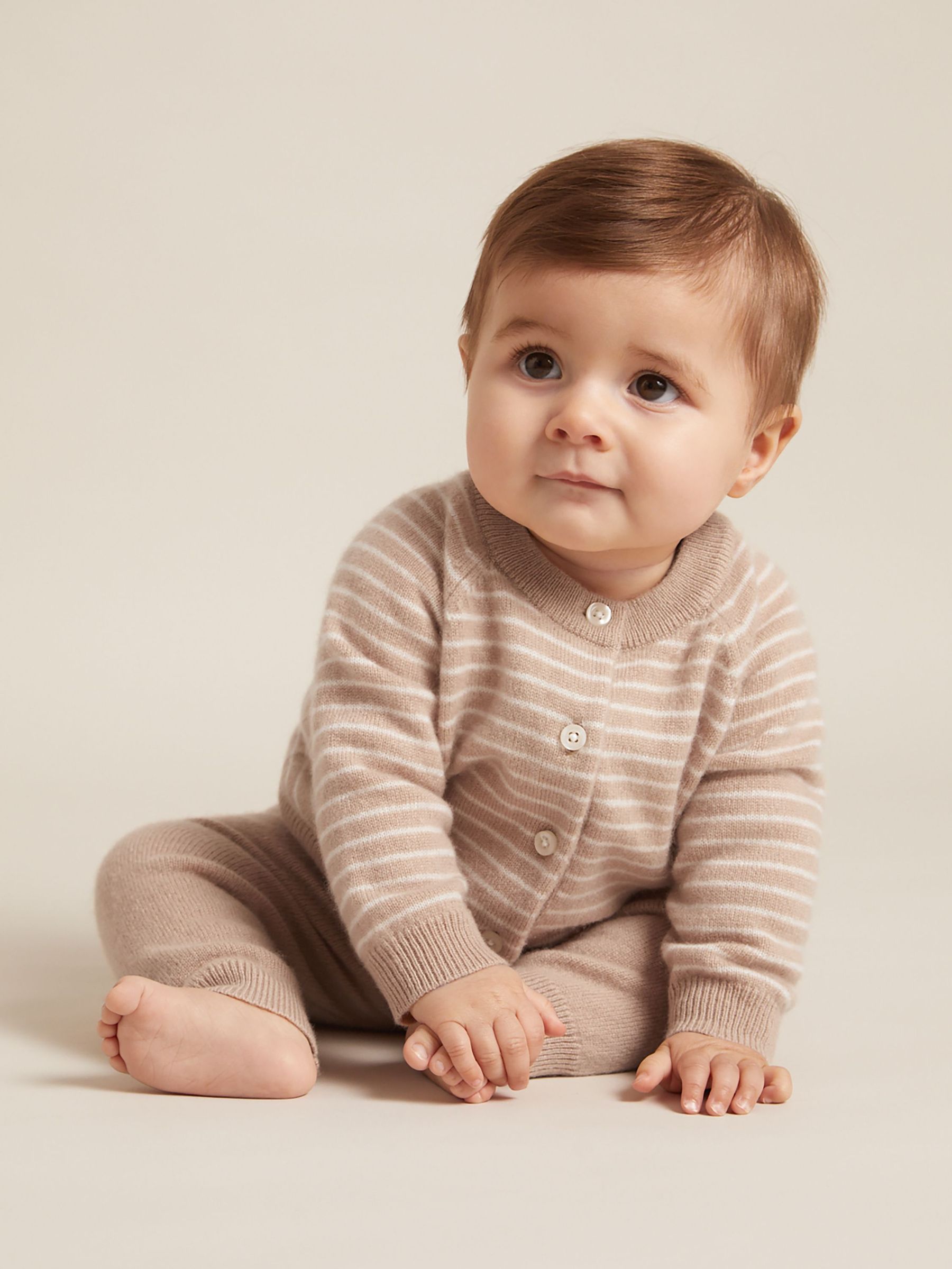 100% Cashmere Cardigan And Leggings Set in Neutral (AN7363) | CHF 130