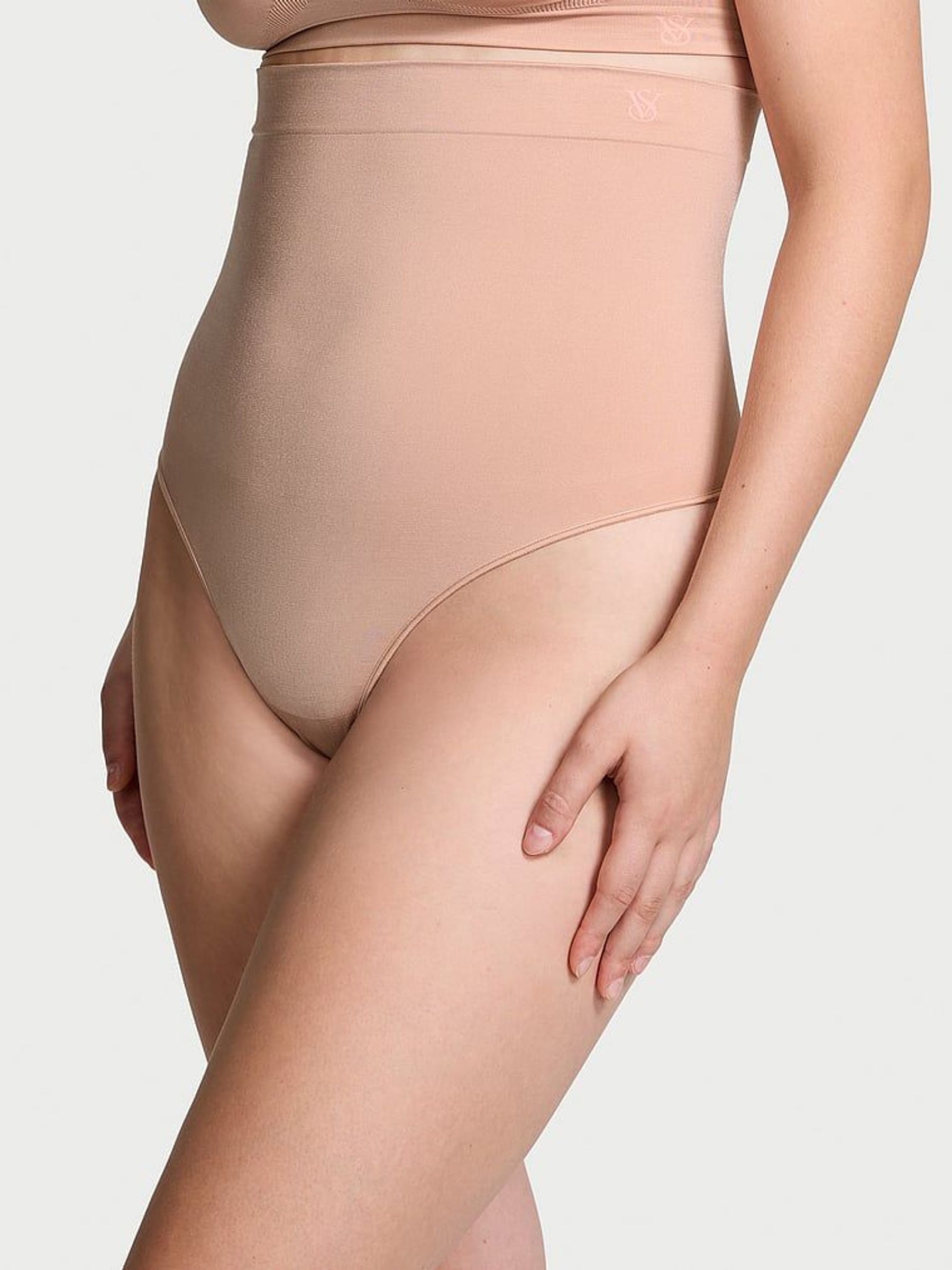 Macaron Nude Thong Seamless Shaping™ Knickers (AN8104) | €29