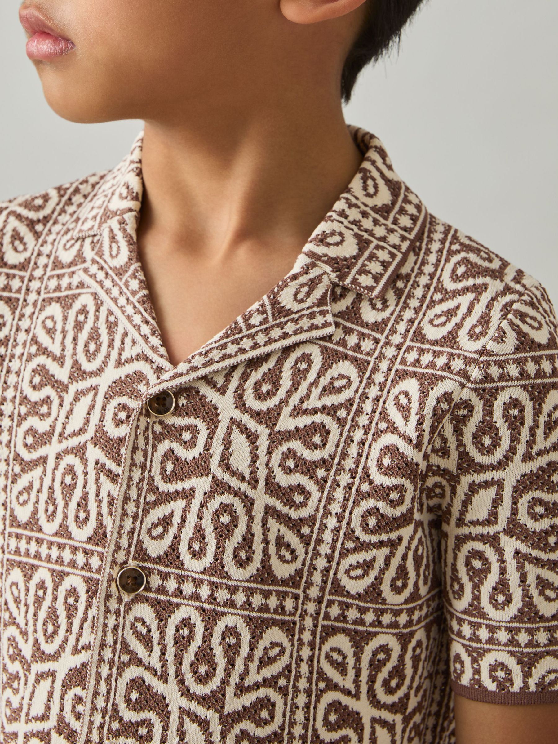 9-13 yrs Tile Pattern Knit Shirt in Brown/Off White (AP0272) | 65 €