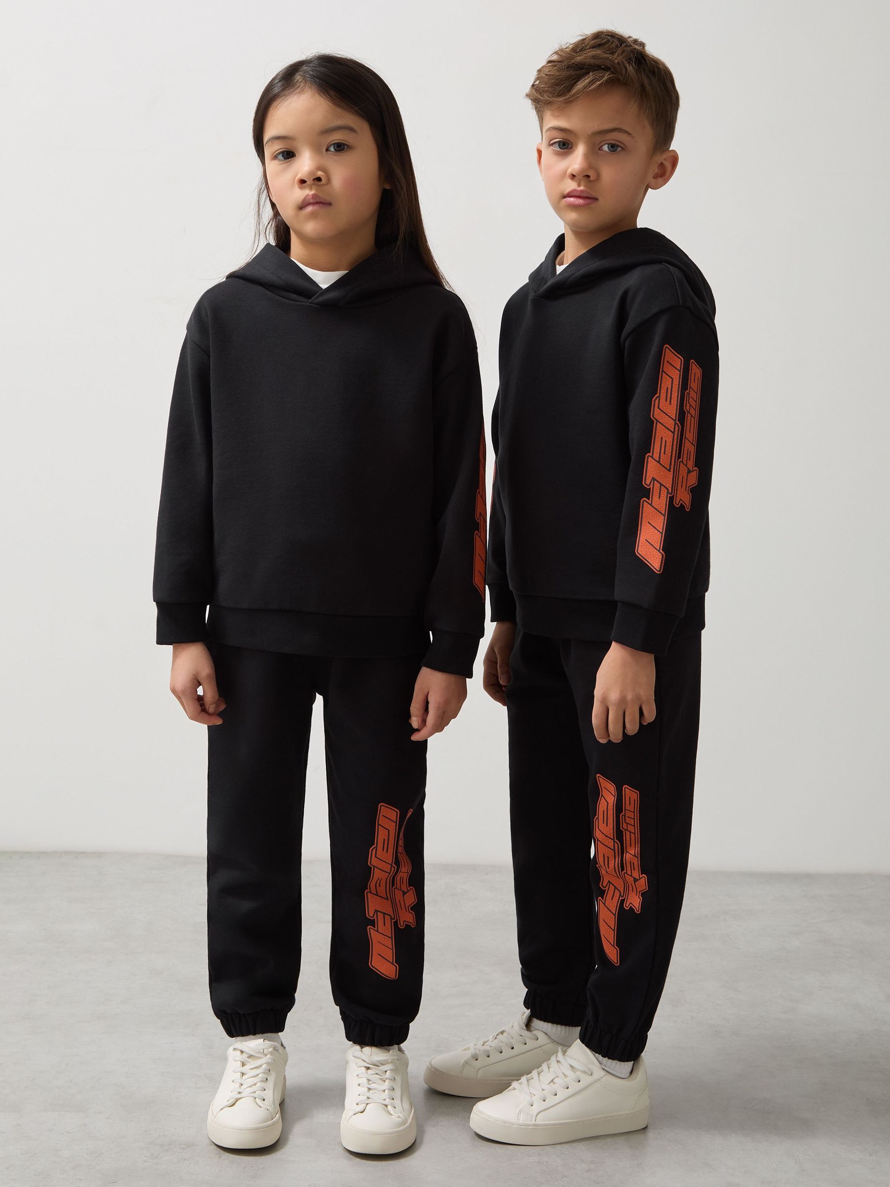 3-9 yrs McLaren F1 Team Cotton Logo Joggers Unisex Fit in Black (AP0285) | €50