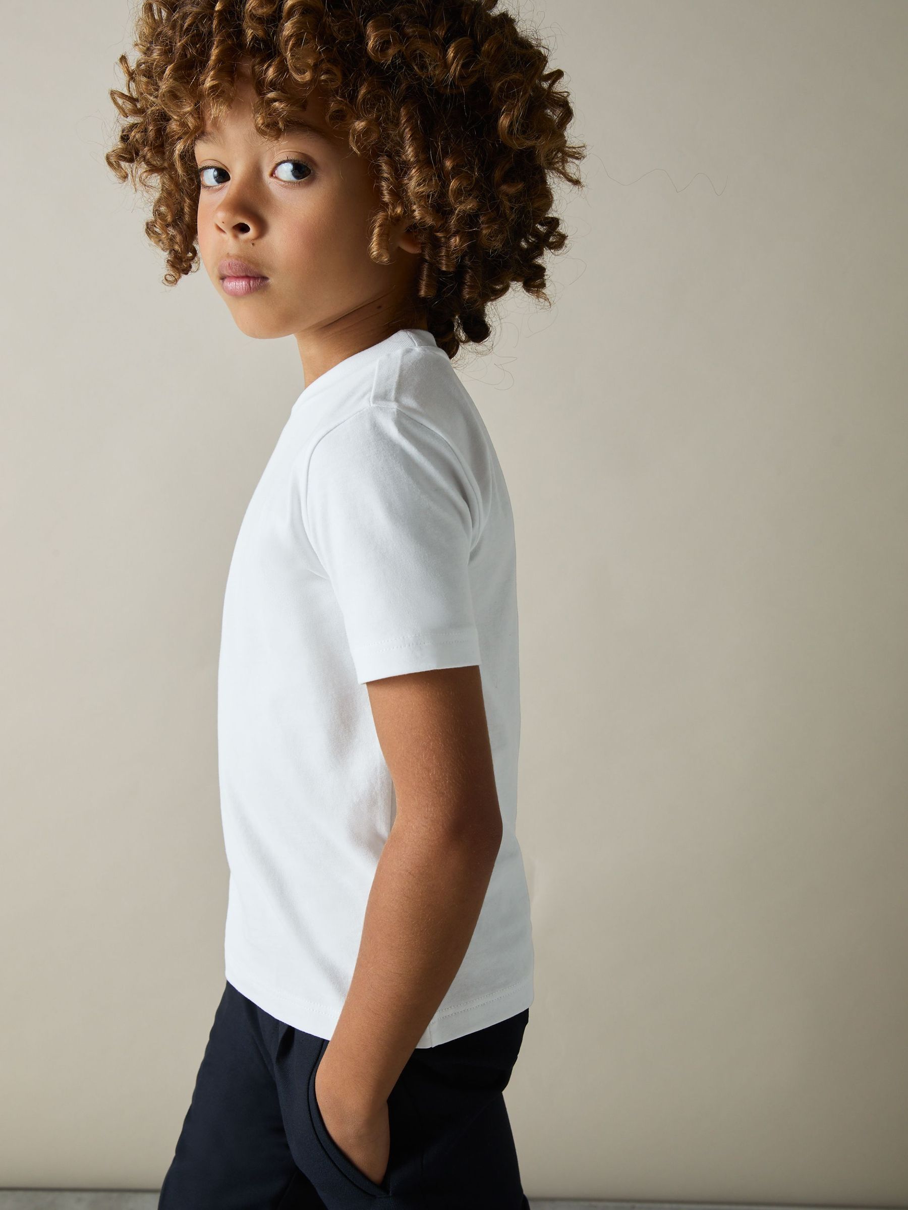 Crew Neck T-Shirt in White (AP0389) | 45 SAR