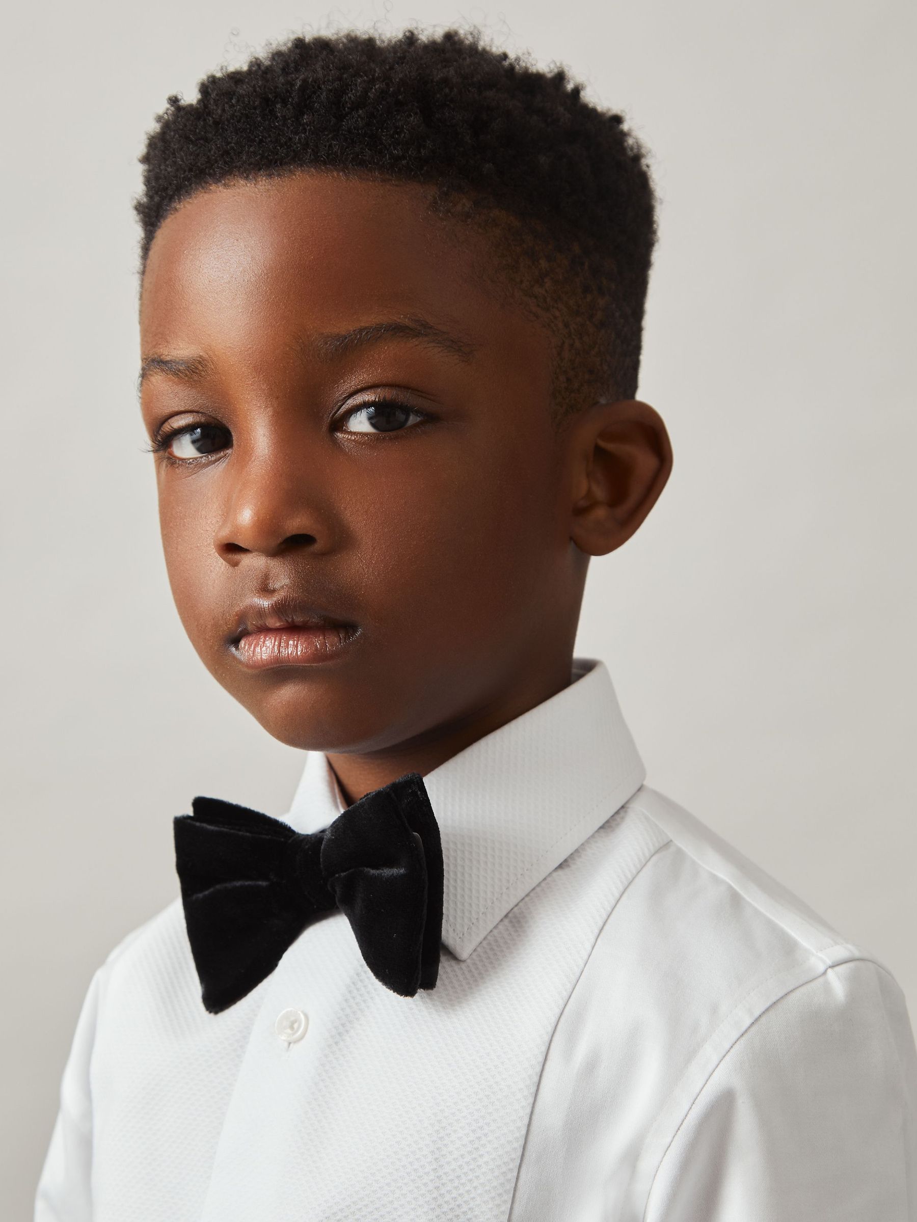 Cotton Slim-Fit Dinner Shirt in White (AP4606) | US$65