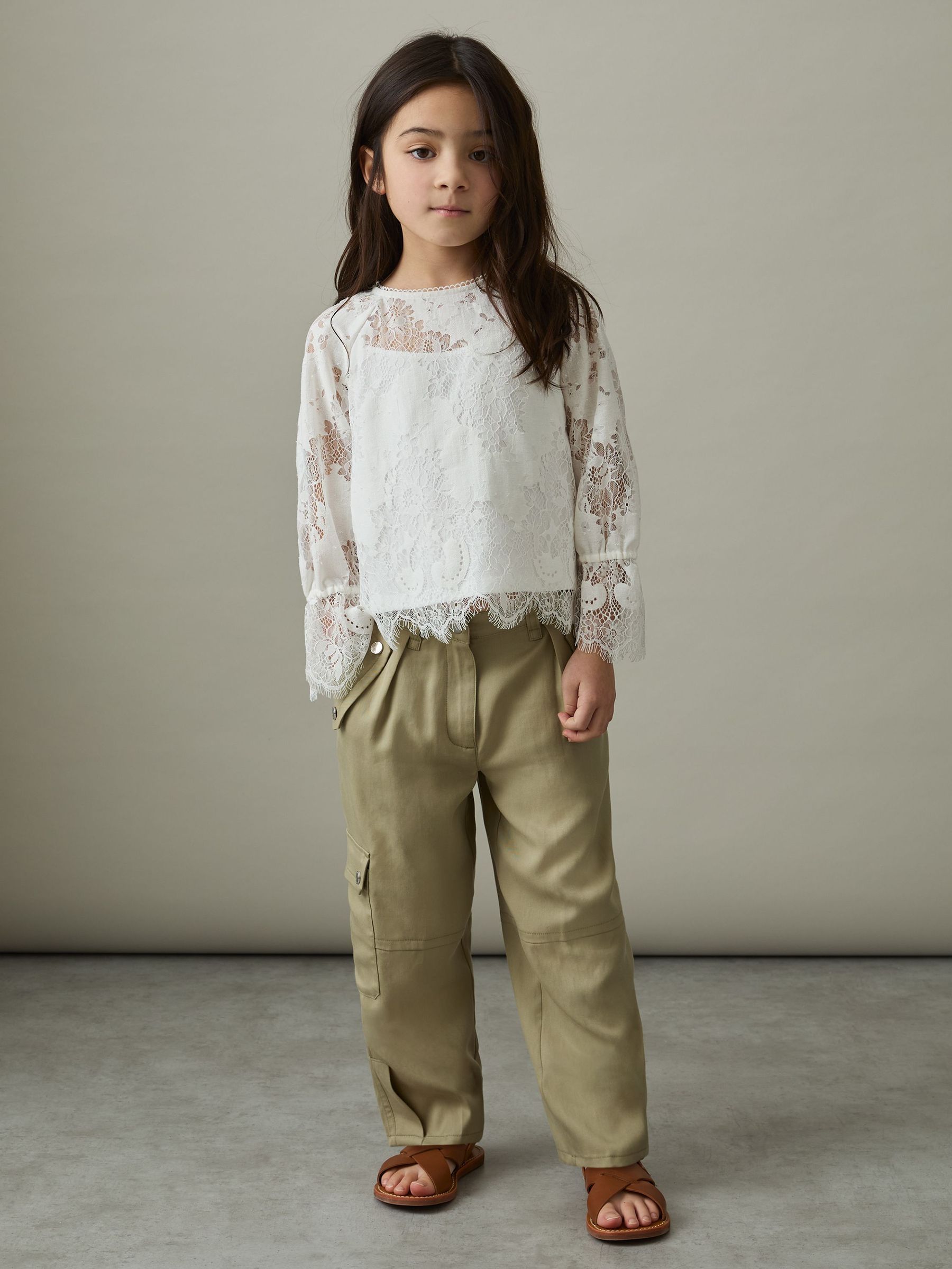 Lyocell Linen Cargo Trousers in Khaki (AR3862) | €75