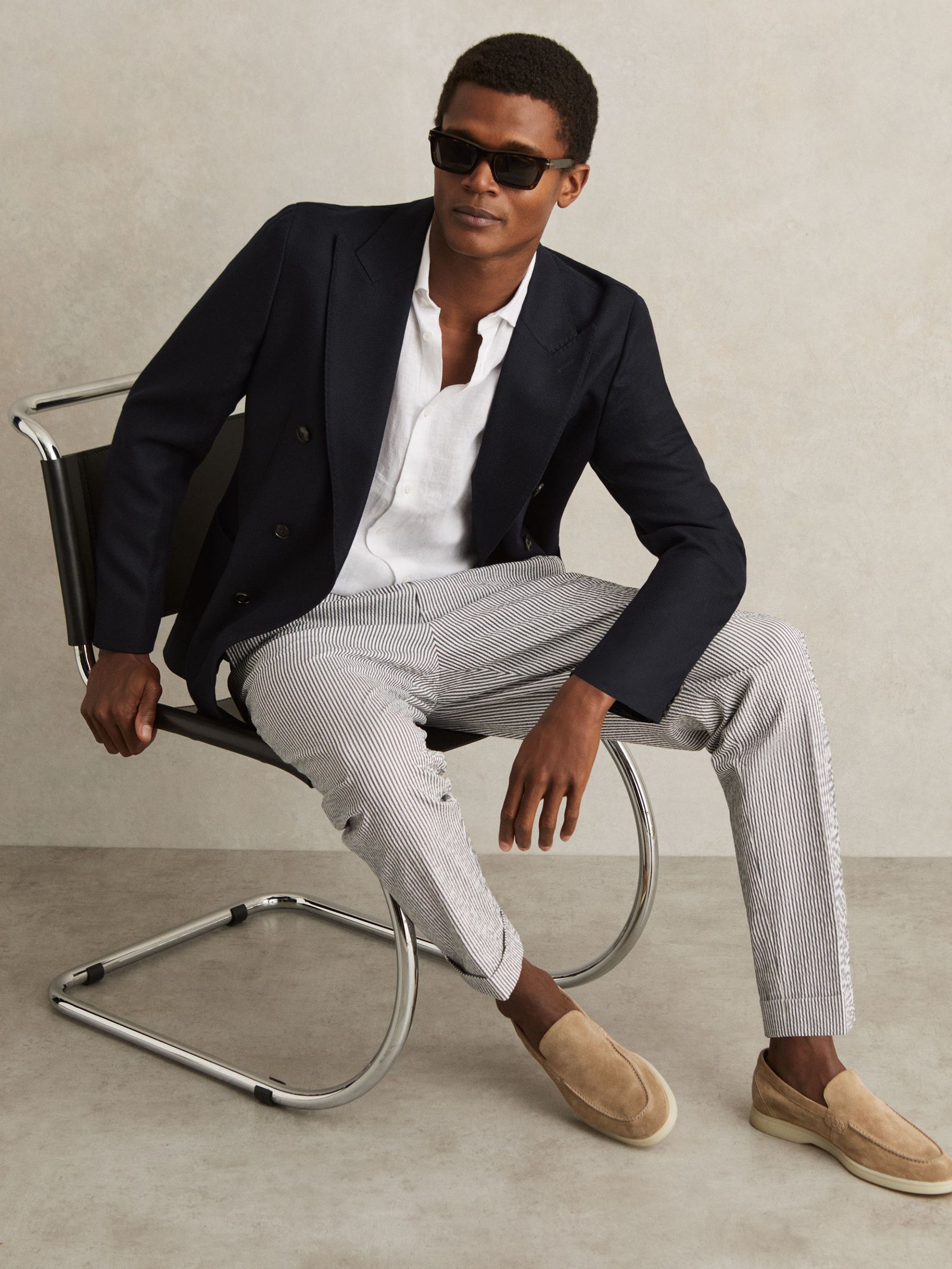 Stretch Seersucker Stripe Trousers in Navy/White (AR3949) | €195