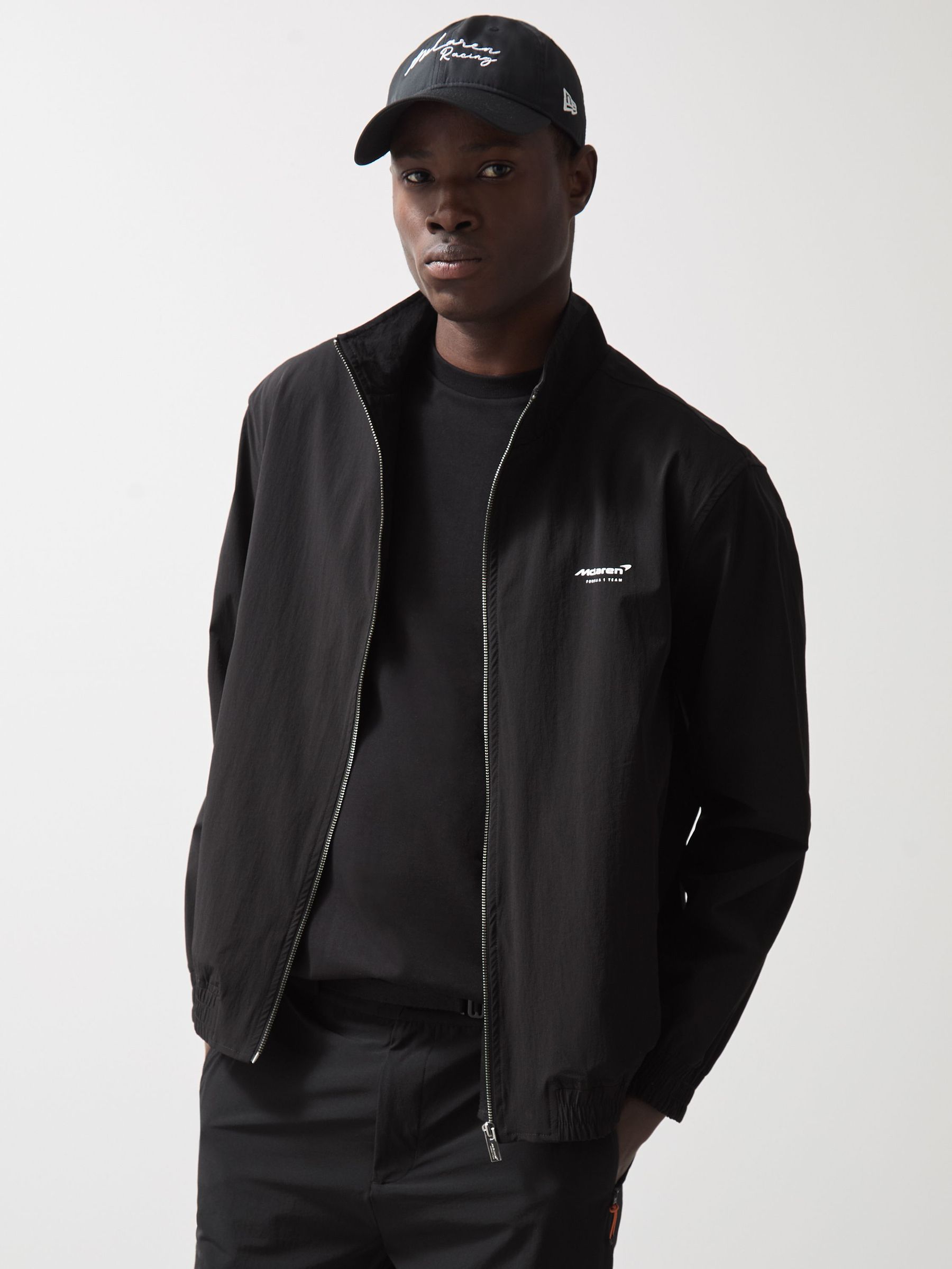 McLaren F1 Team Tech Funnel-Neck Jacket in Black (AR6509) | €285
