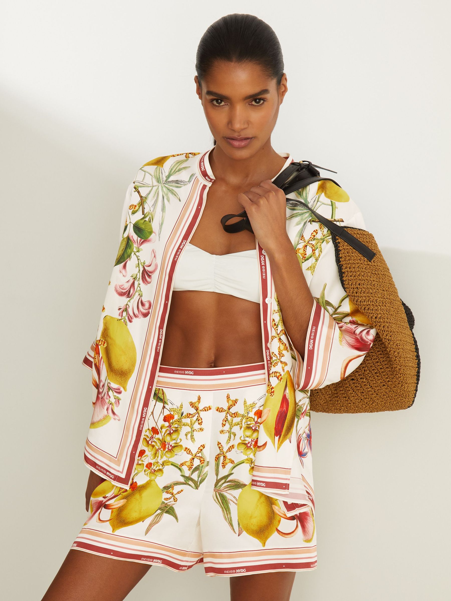Reiss | NYBG Satin Floral-Print Shorts in Ivory (AR6520) | €185