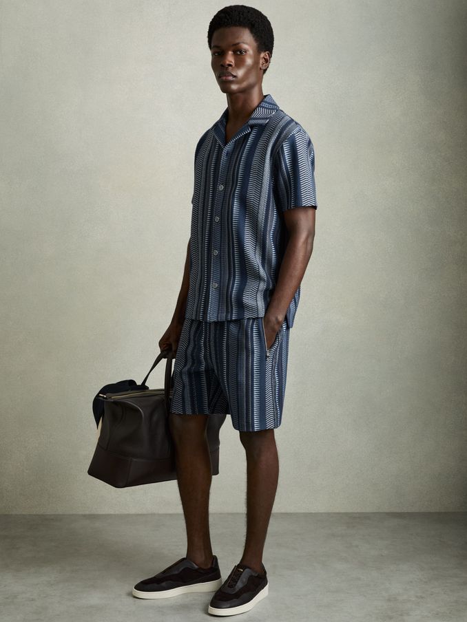 Aztec-Stripe Drawstring Shorts in Navy (AR9582) | €125