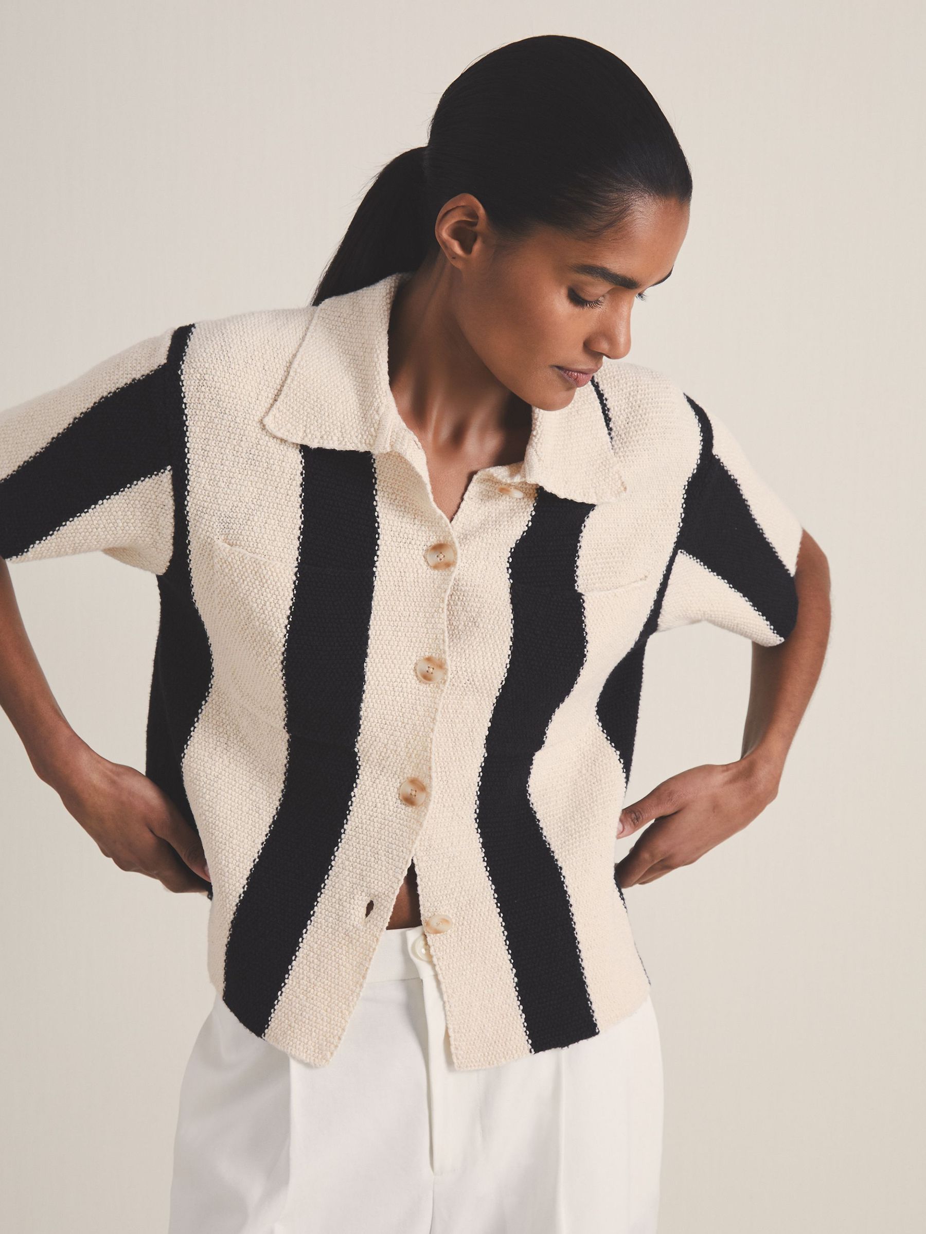 Reiss | Les 100 Ciels Stripe Knit Shirt in Black/Ivory (AR9607) | US$195