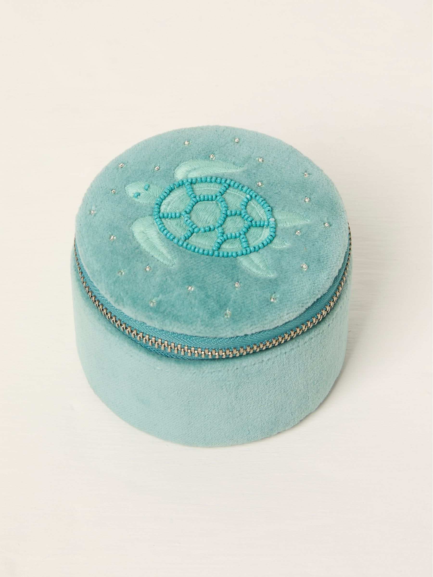 Green Turtle Embroidered Travel Jewellery Box (AT5558) | $33