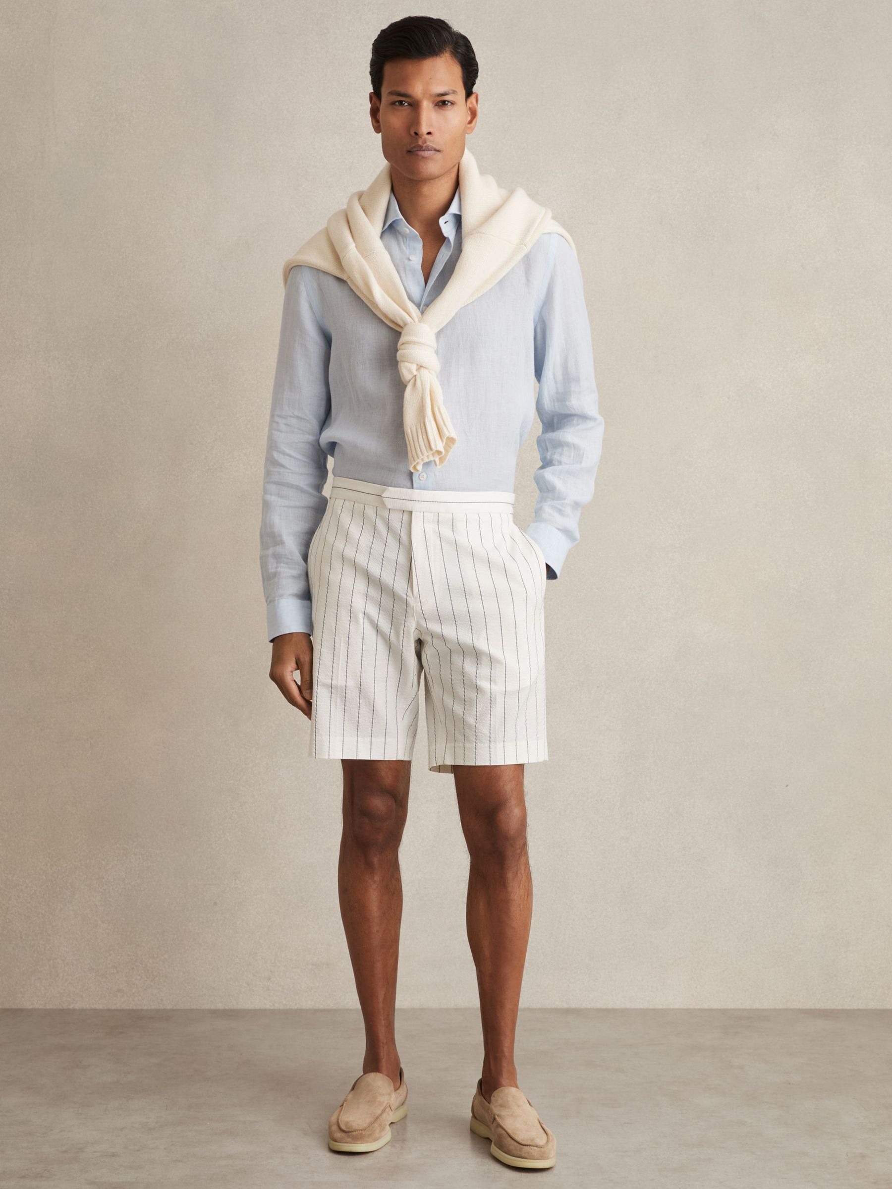 Cotton-Blend Pinstripe Shorts in White/Navy (AT8169) | €140