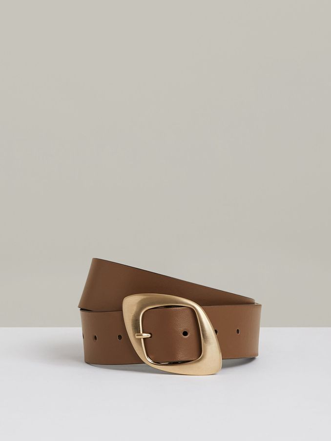 Leather Curved-Edge Buckle Belt in Taupe (AU4123) | US$125