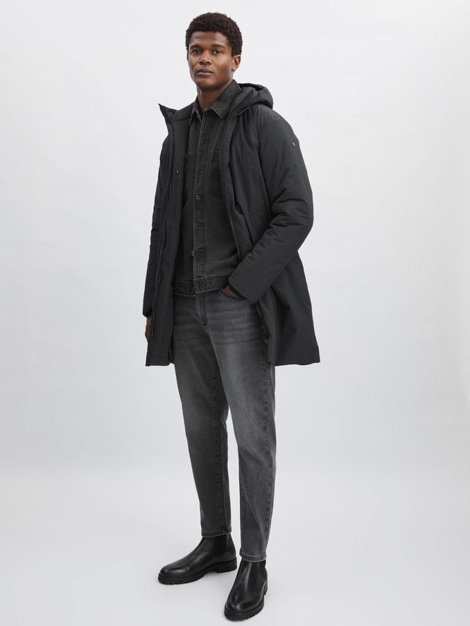 Scandinavian Edition Hooded Padded Parka in Black (AU4882) | US$575