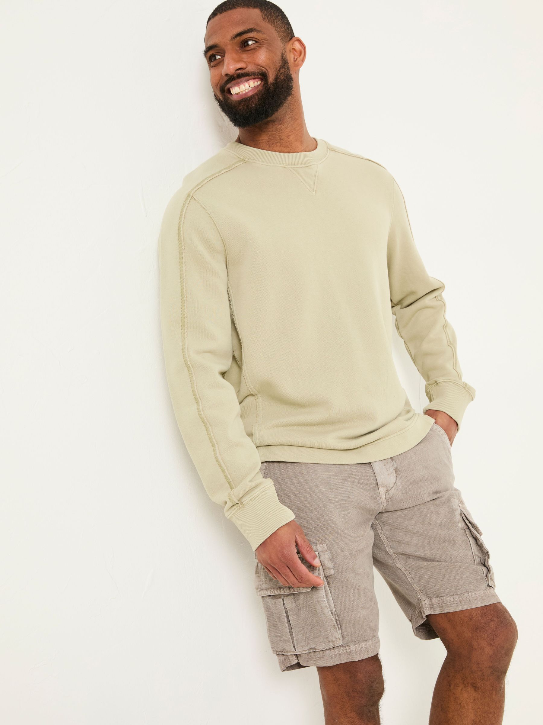 Otterton Sage Green Crew Neck Sweatshirt (AV1862) | €59