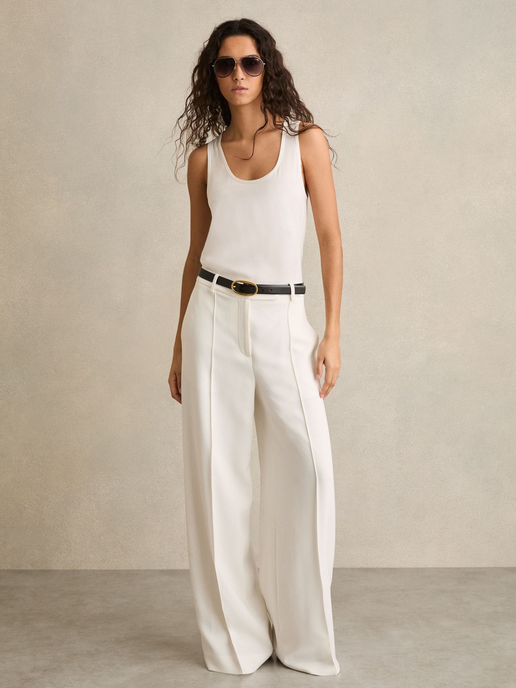 Crepe Wide-Leg Tailored Trousers in White (AV5098) | €245